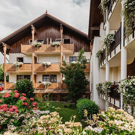 Appartementhaus Silvia Bad Füssing Екстериор снимка